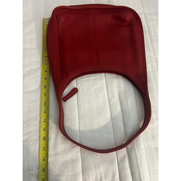 Vintage Coach Red Leather Hobo Shoulder Bag Purse Handbag Style 9033 (834) - Picture 6 of 8